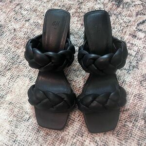 NWOT H&M braided leather sandals!